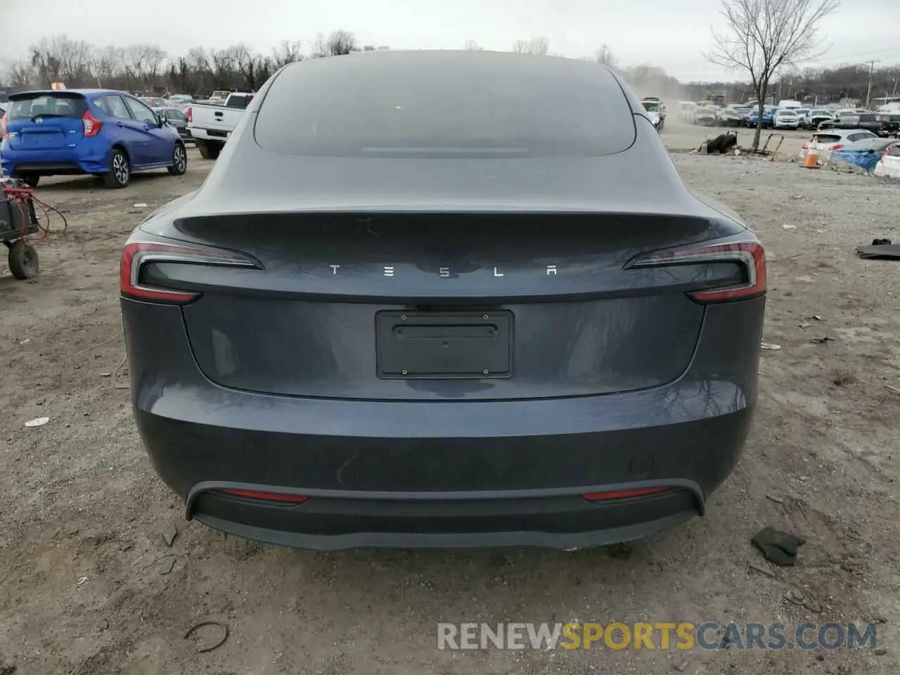 6 Photograph of a damaged car 5YJ3E1EA2RF741934 TESLA MODEL 3 2024