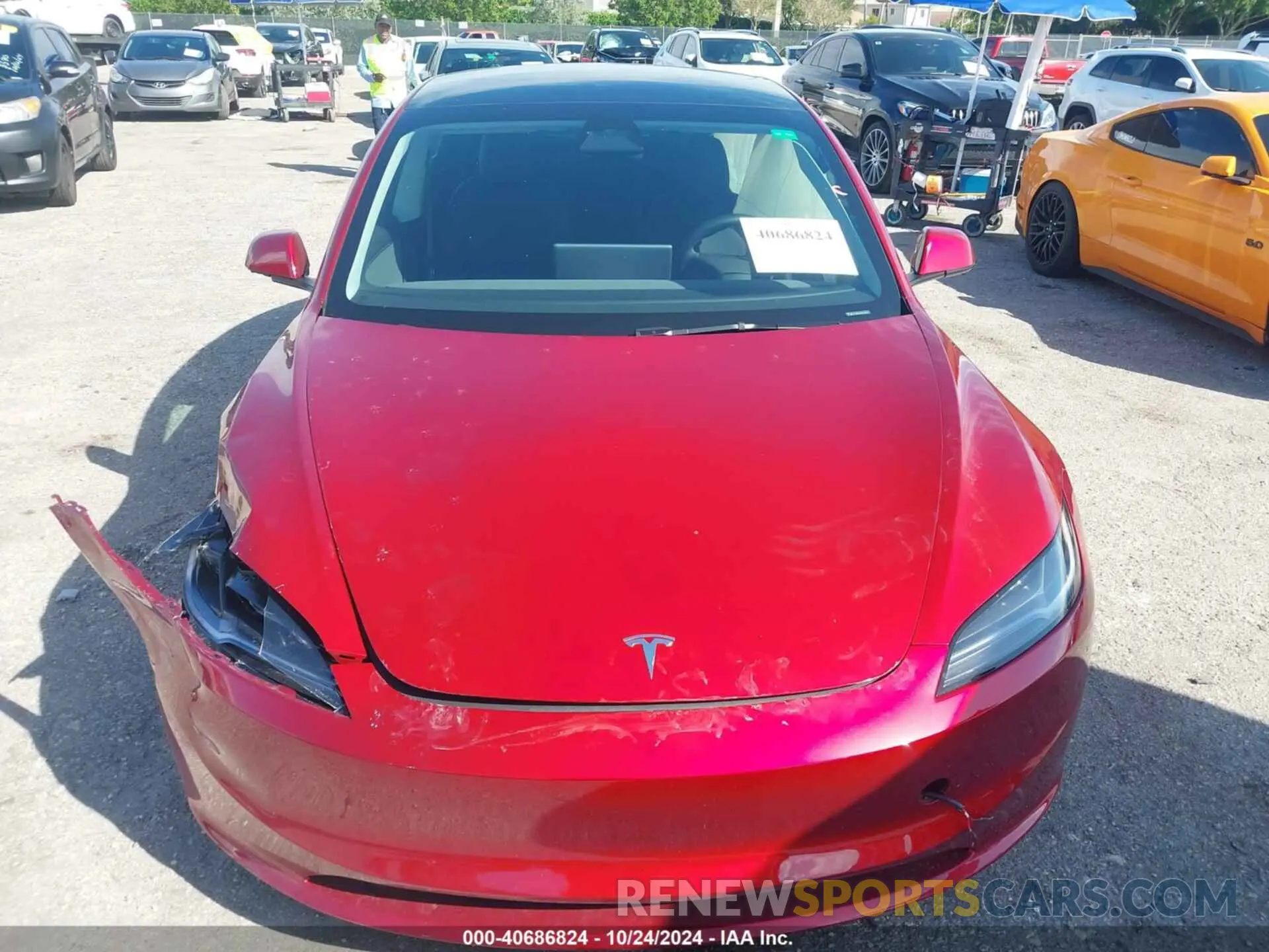 11 Photograph of a damaged car 5YJ3E1EA2RF745174 TESLA MODEL 3 2024