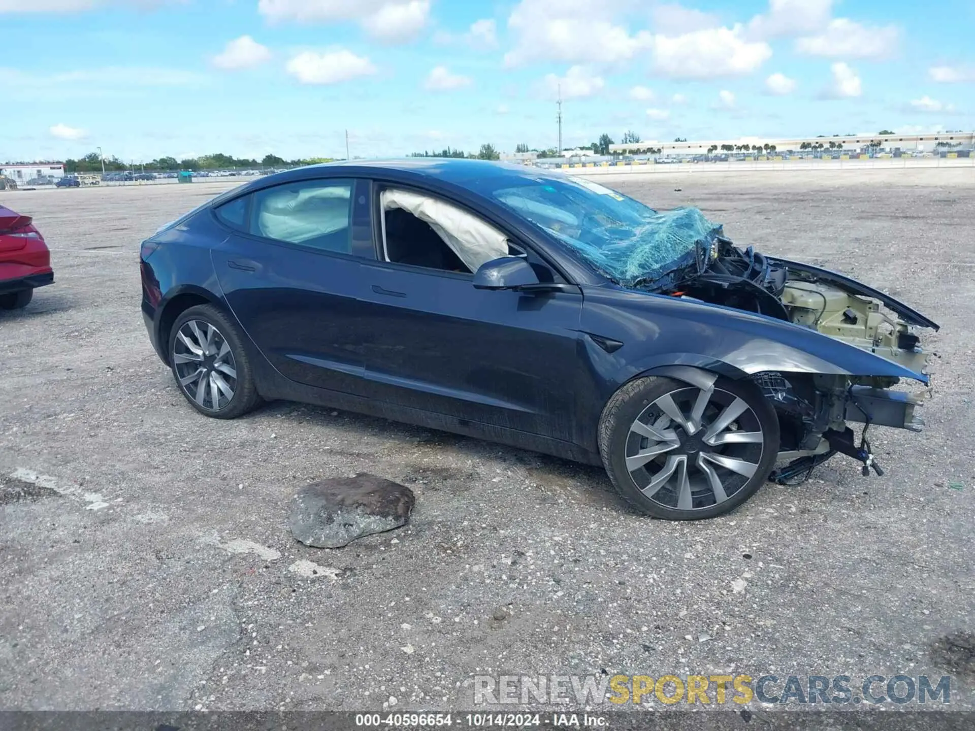 1 Photograph of a damaged car 5YJ3E1EA2RF751069 TESLA MODEL 3 2024
