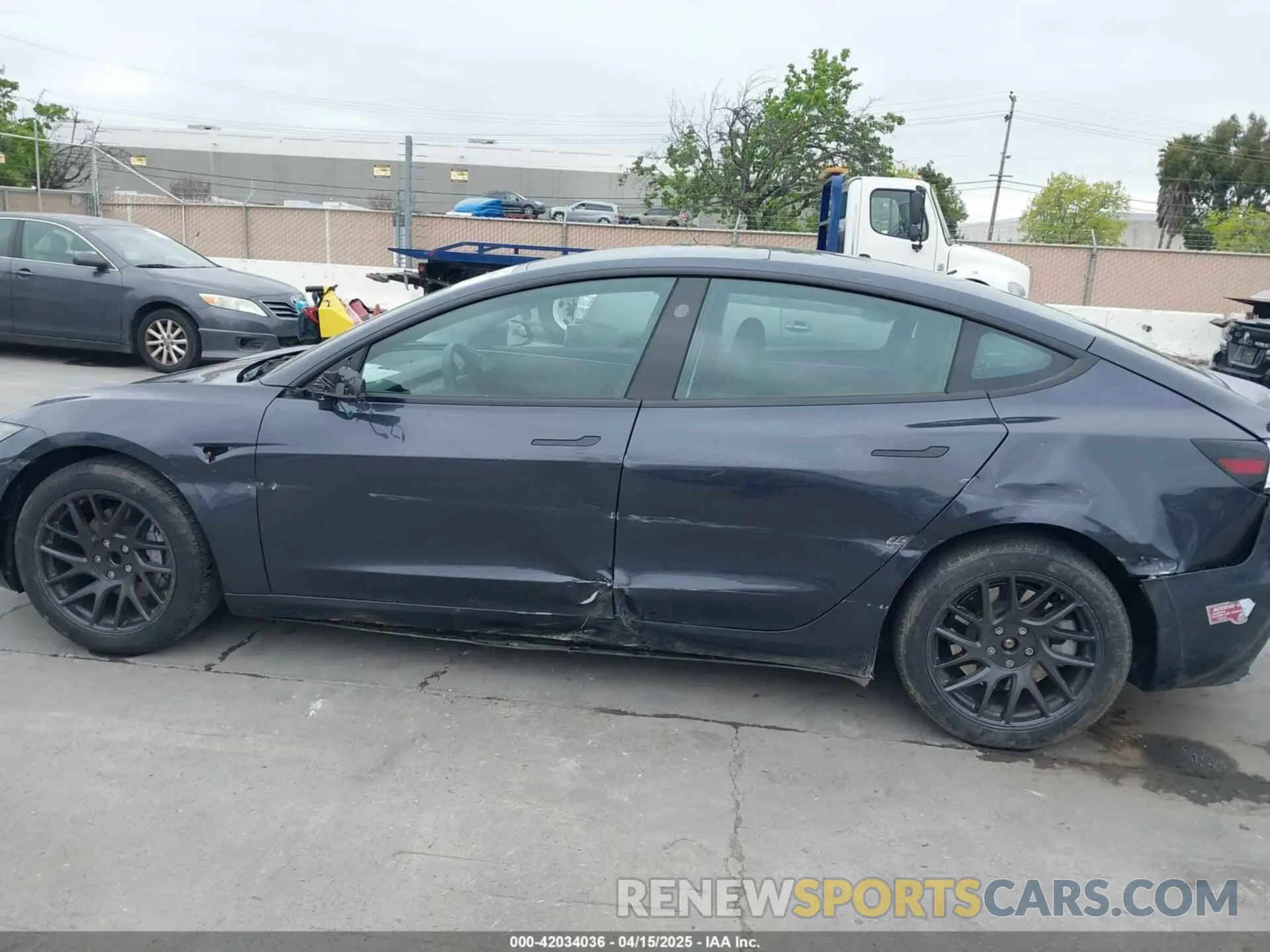 13 Фотография поврежденного автомобиля 5YJ3E1EA2RF784394 TESLA MODEL 3 2024
