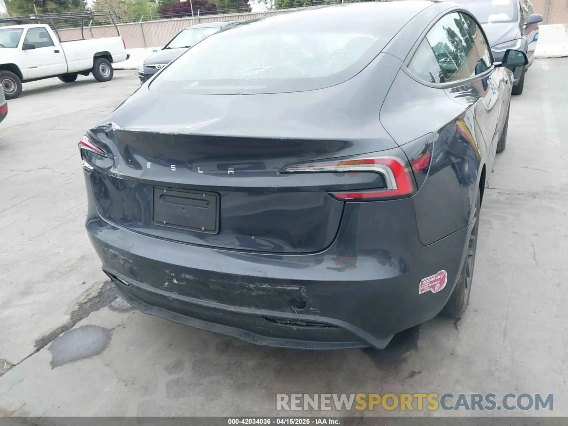15 Фотография поврежденного автомобиля 5YJ3E1EA2RF784394 TESLA MODEL 3 2024