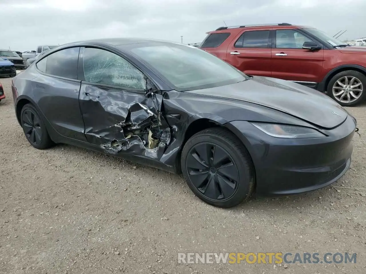 4 Фотография поврежденного автомобиля 5YJ3E1EA2RF822321 TESLA MODEL 3 2024