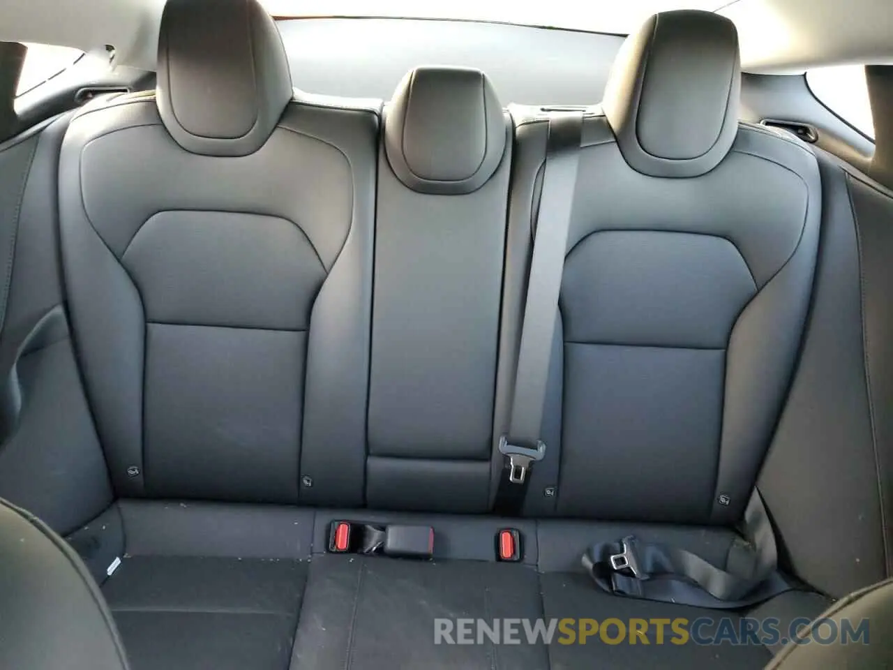 10 Фотография поврежденного автомобиля 5YJ3E1EA2RF860860 TESLA MODEL 3 2024