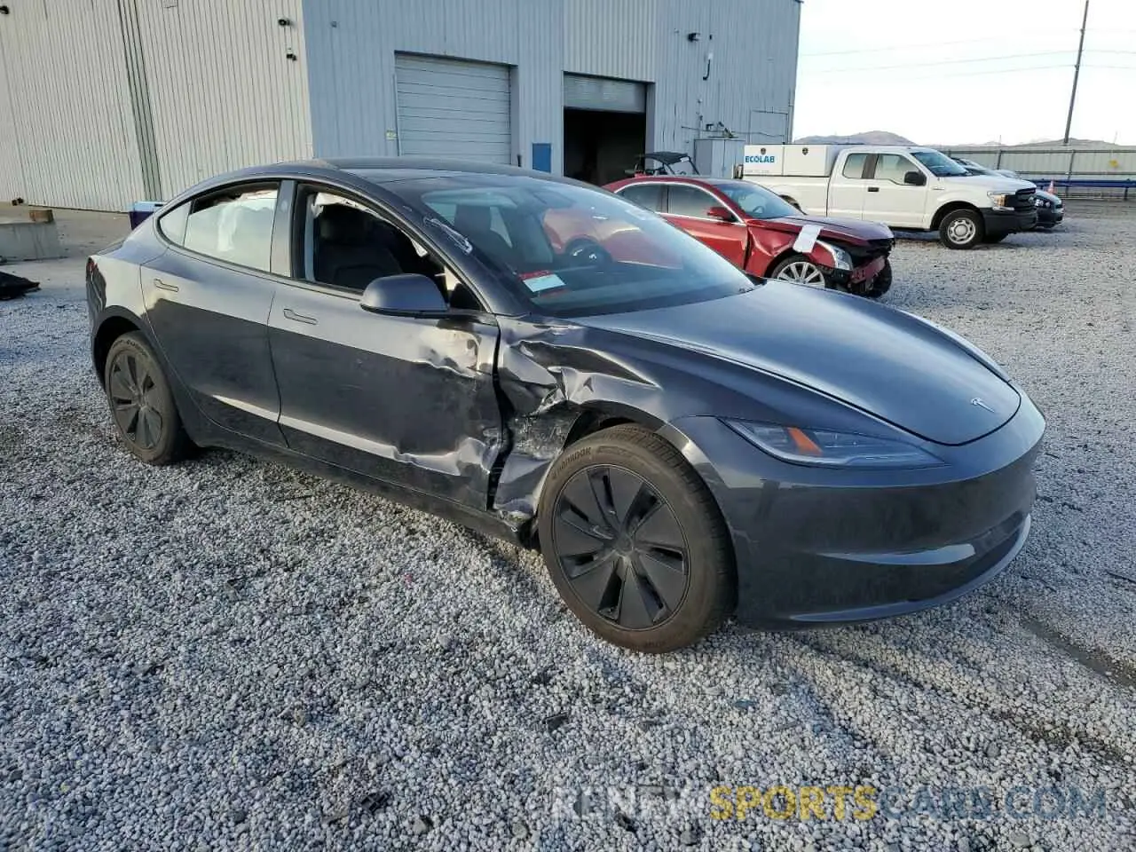 4 Фотография поврежденного автомобиля 5YJ3E1EA2RF860860 TESLA MODEL 3 2024