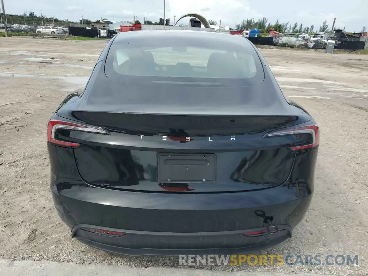 6 Фотография поврежденного автомобиля 5YJ3E1EA3RF734877 TESLA MODEL 3 2024