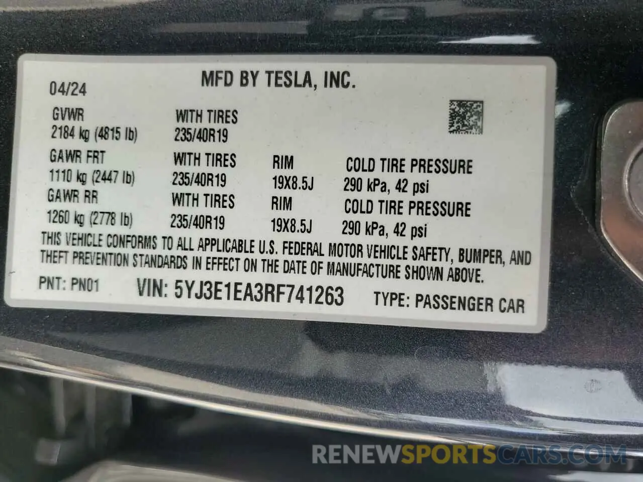 12 Фотография поврежденного автомобиля 5YJ3E1EA3RF741263 TESLA MODEL 3 2024