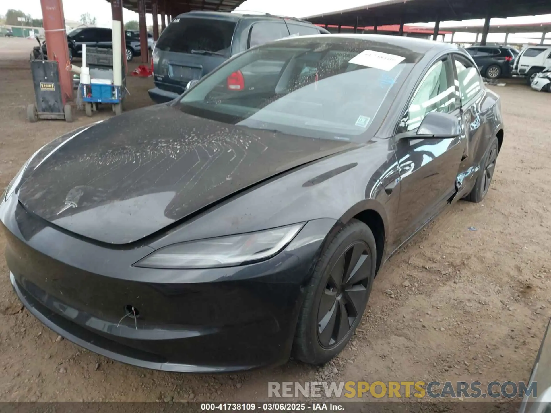 2 Фотография поврежденного автомобиля 5YJ3E1EA3RF771010 TESLA MODEL 3 2024