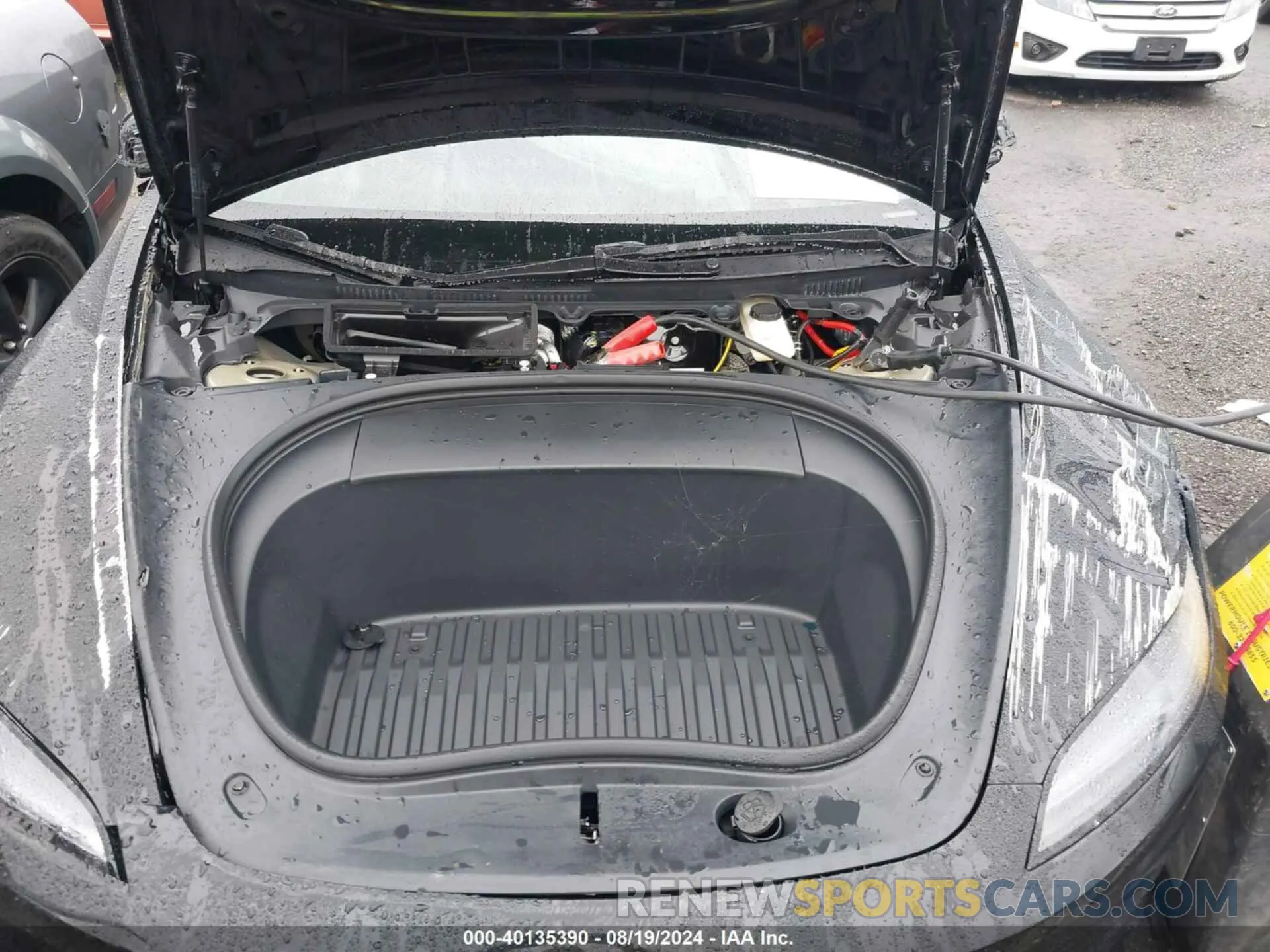 10 Photograph of a damaged car 5YJ3E1EA3RF782170 TESLA MODEL 3 2024