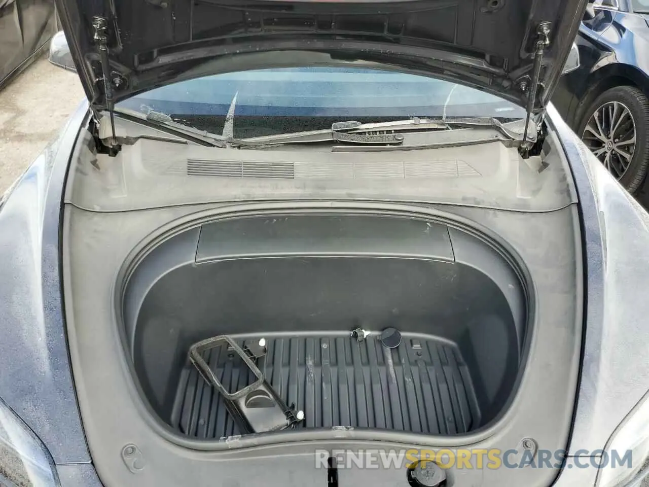 11 Photograph of a damaged car 5YJ3E1EA3RF784453 TESLA MODEL 3 2024
