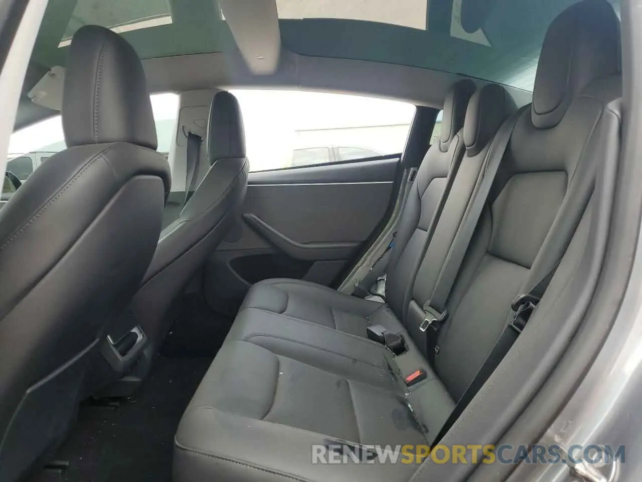 10 Фотография поврежденного автомобиля 5YJ3E1EA3RF859782 TESLA MODEL 3 2024