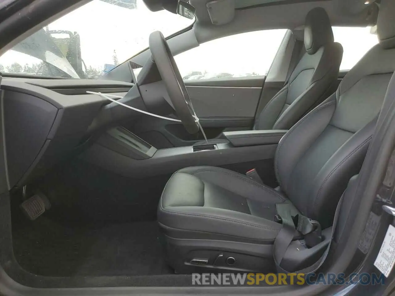 7 Photograph of a damaged car 5YJ3E1EA3RF864786 TESLA MODEL 3 2024