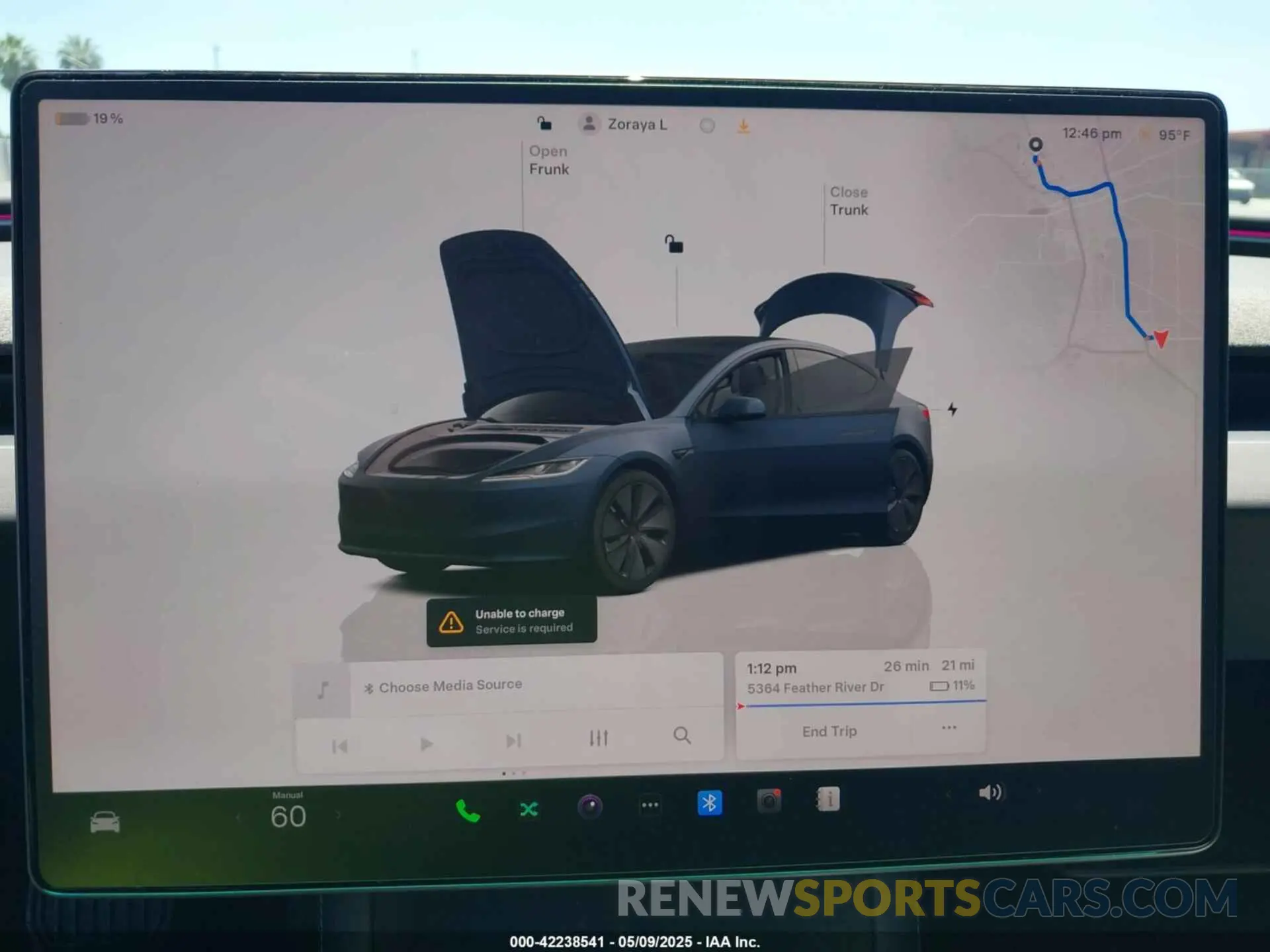19 Photograph of a damaged car 5YJ3E1EA4RF721281 TESLA MODEL 3 2024