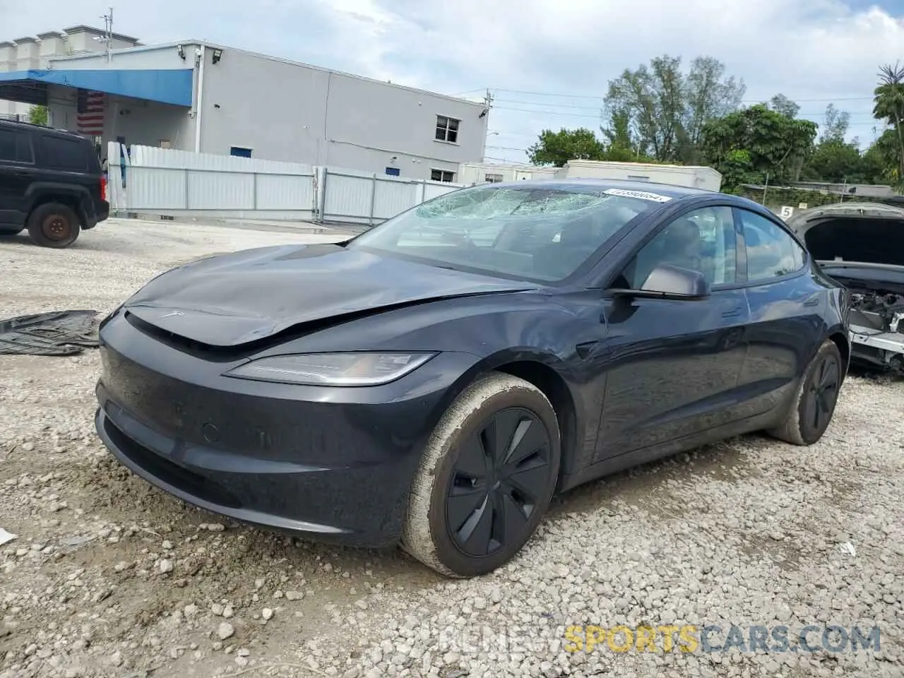 1 Фотография поврежденного автомобиля 5YJ3E1EA4RF734404 TESLA MODEL 3 2024