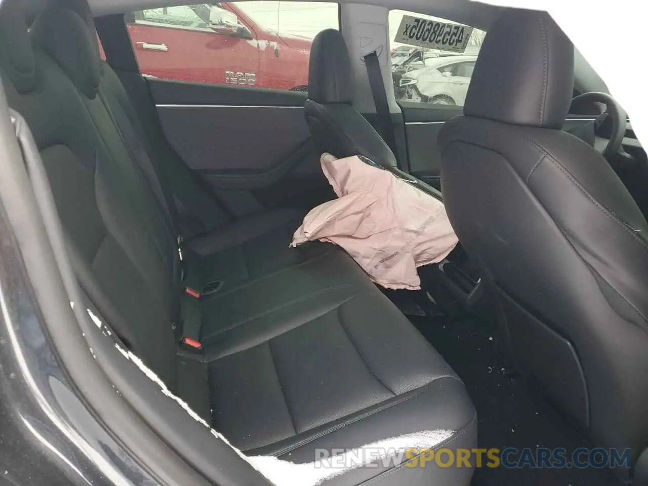 10 Photograph of a damaged car 5YJ3E1EA4RF740140 TESLA MODEL 3 2024