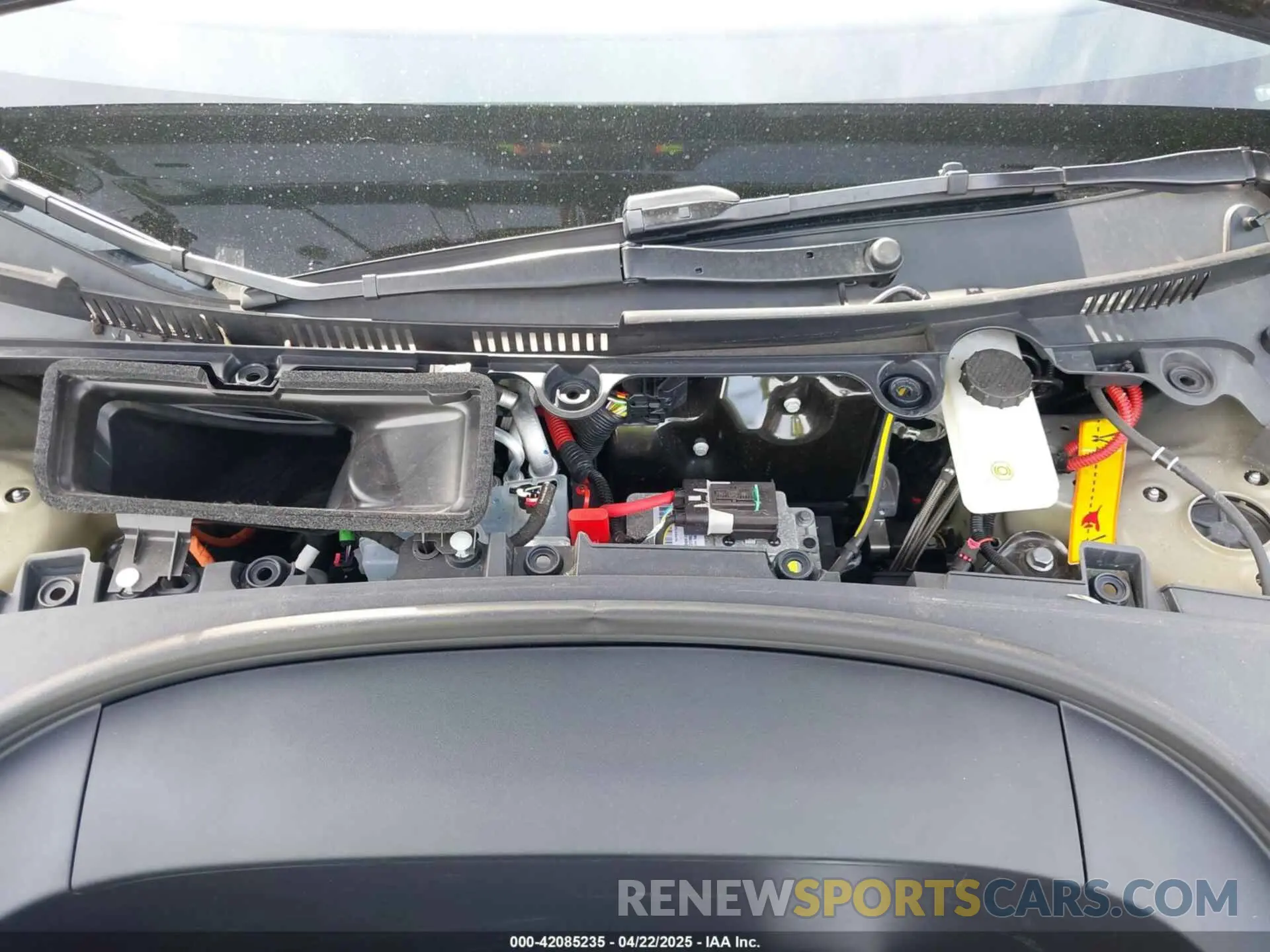 10 Photograph of a damaged car 5YJ3E1EA4RF742745 TESLA MODEL 3 2024