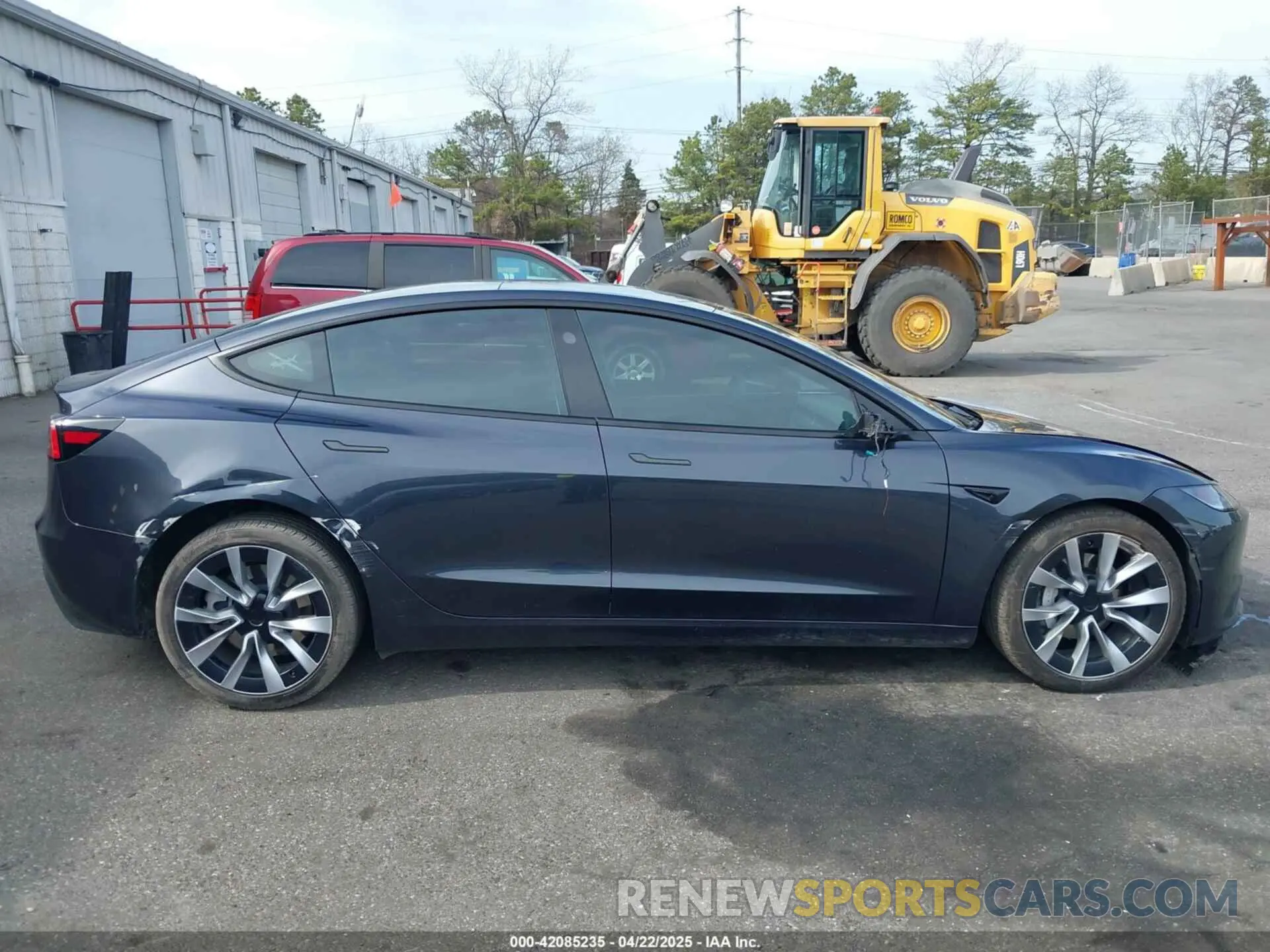 13 Photograph of a damaged car 5YJ3E1EA4RF742745 TESLA MODEL 3 2024