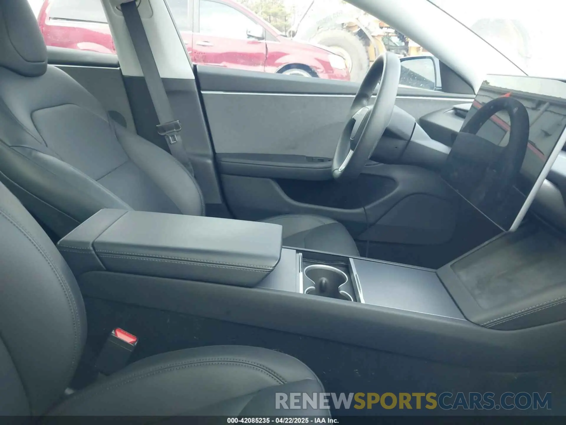 5 Photograph of a damaged car 5YJ3E1EA4RF742745 TESLA MODEL 3 2024