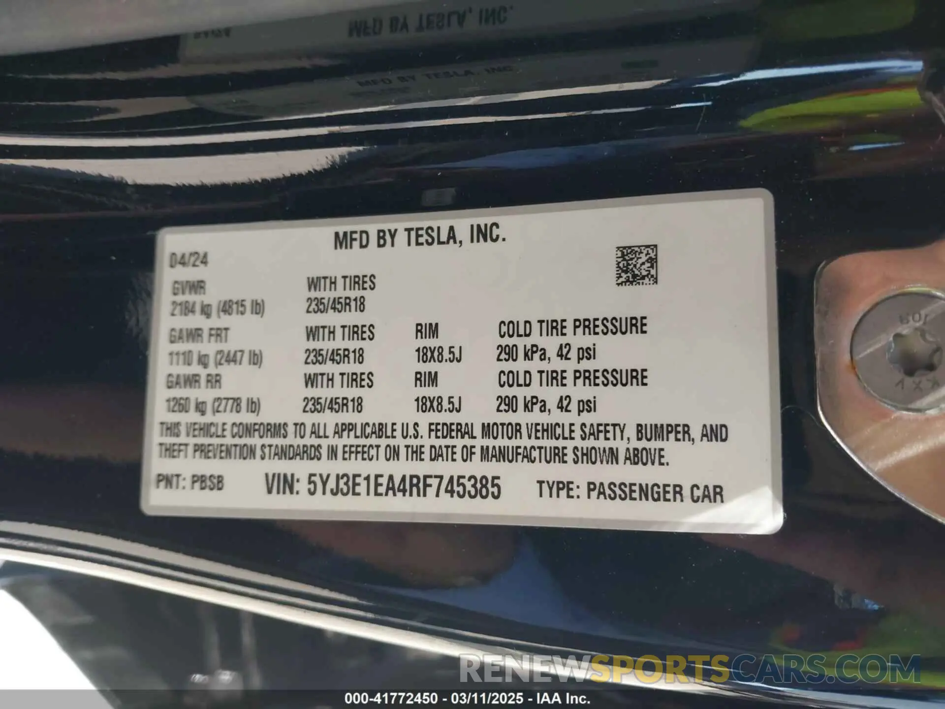 9 Photograph of a damaged car 5YJ3E1EA4RF745385 TESLA MODEL 3 2024