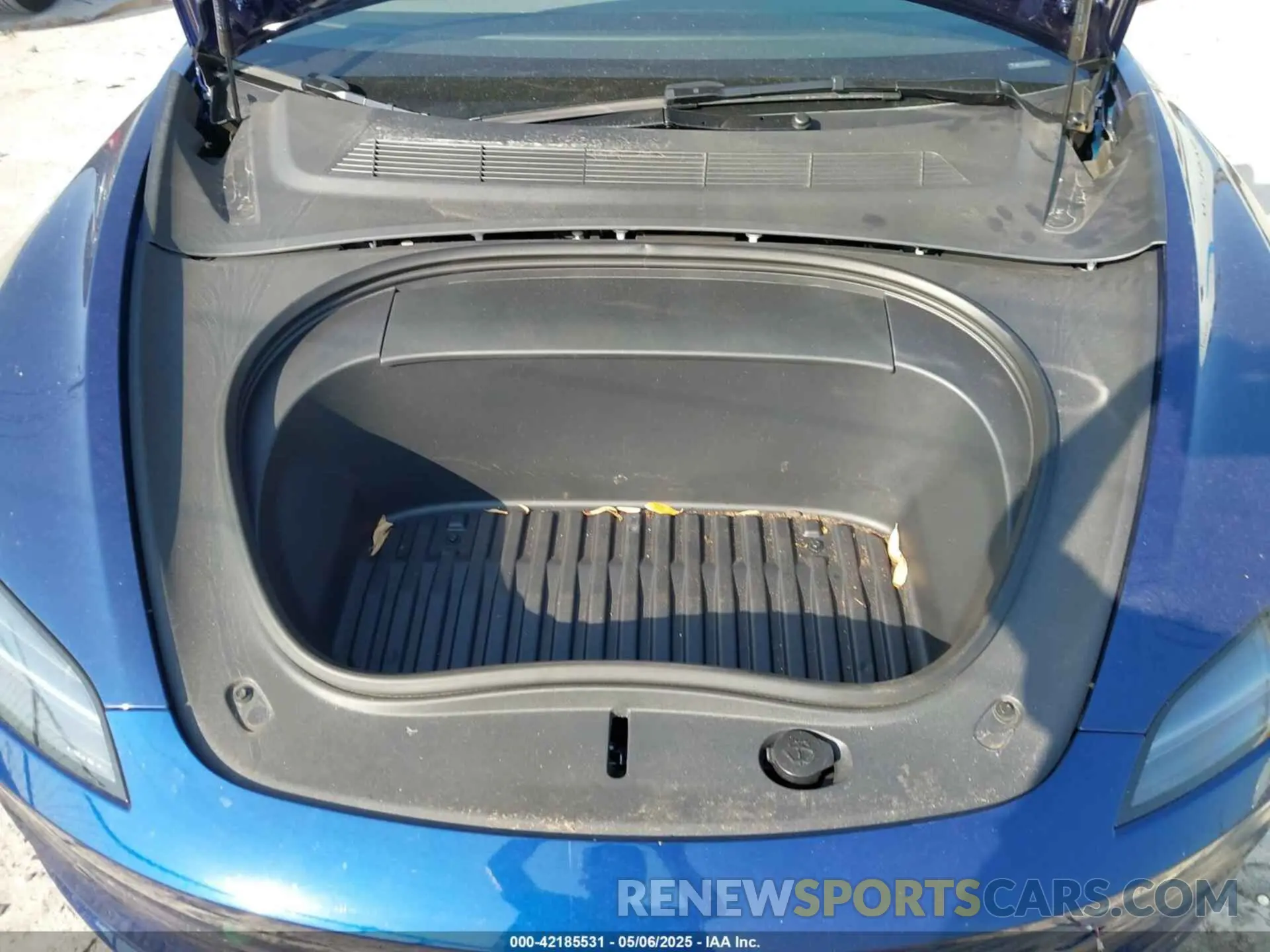 10 Photograph of a damaged car 5YJ3E1EA4RF751347 TESLA MODEL 3 2024