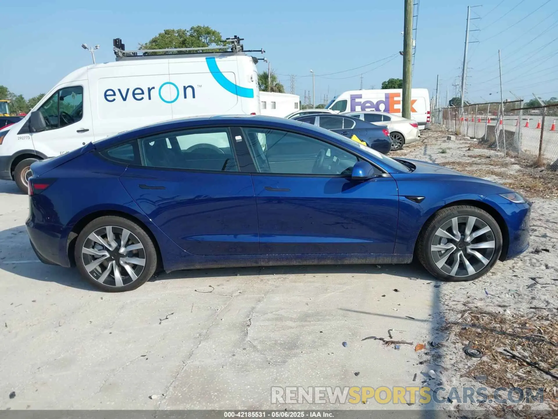 12 Photograph of a damaged car 5YJ3E1EA4RF751347 TESLA MODEL 3 2024