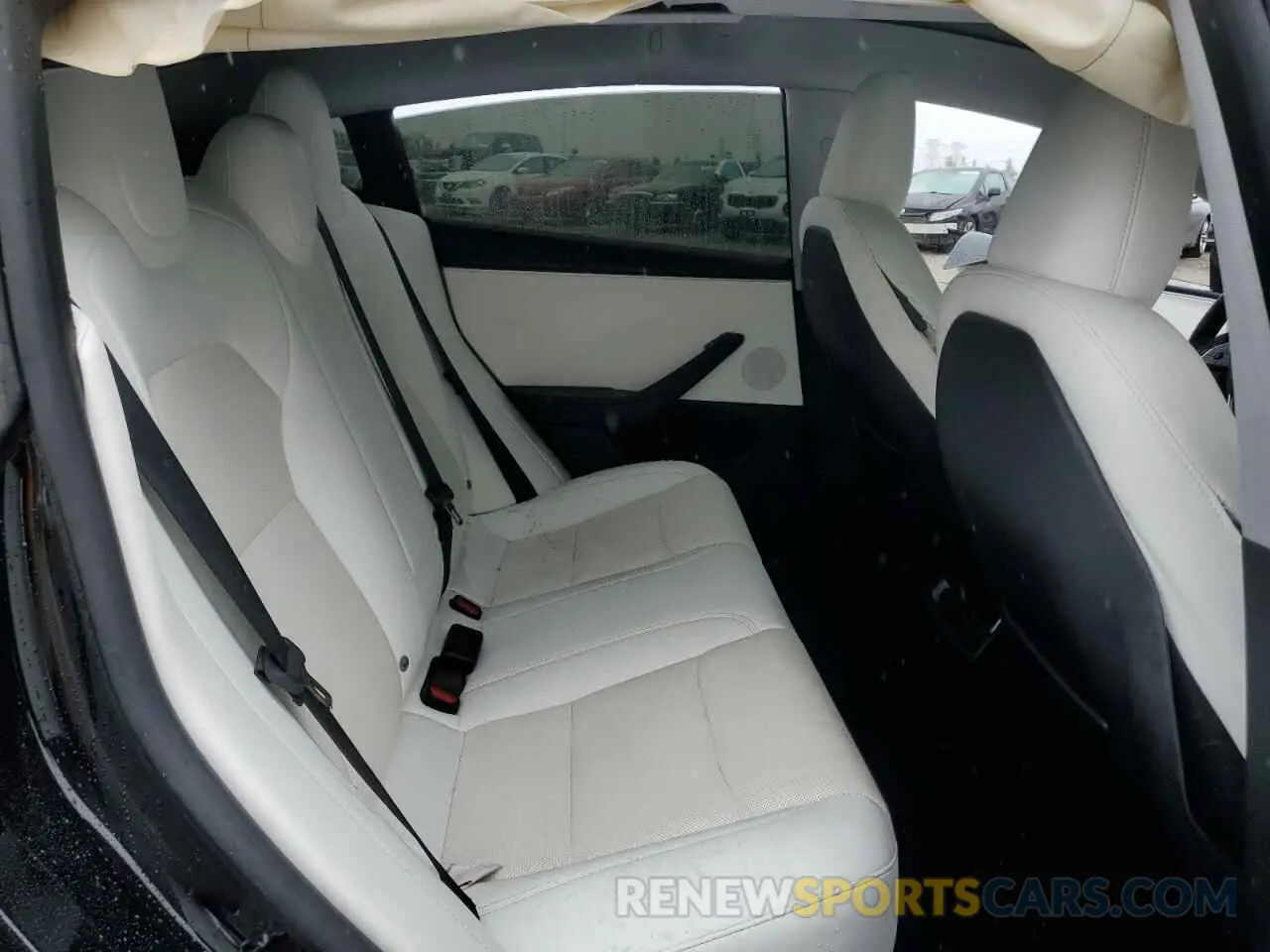 10 Photograph of a damaged car 5YJ3E1EA4RF814351 TESLA MODEL 3 2024