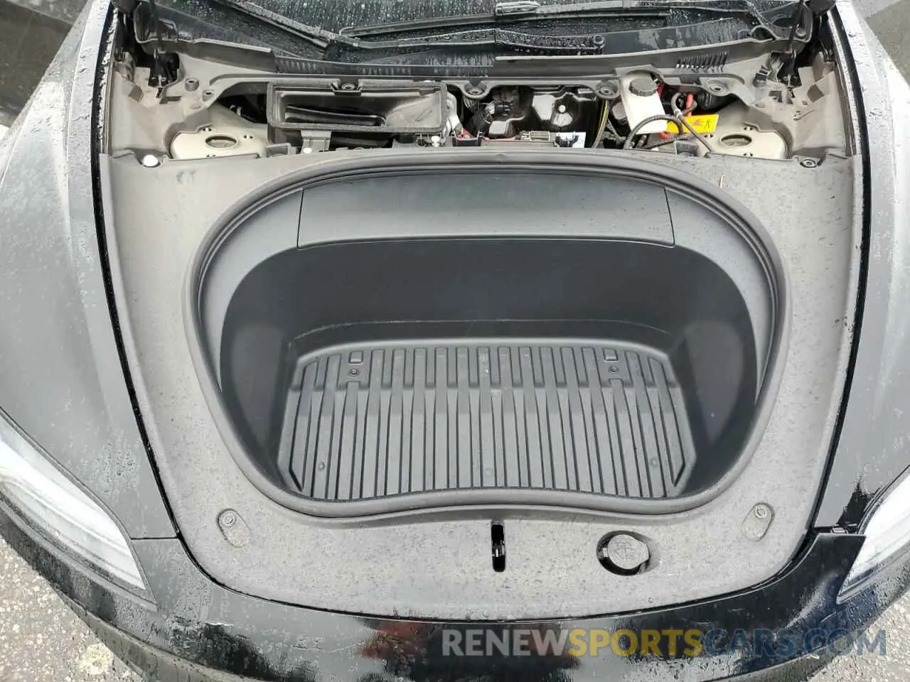 12 Photograph of a damaged car 5YJ3E1EA4RF814351 TESLA MODEL 3 2024