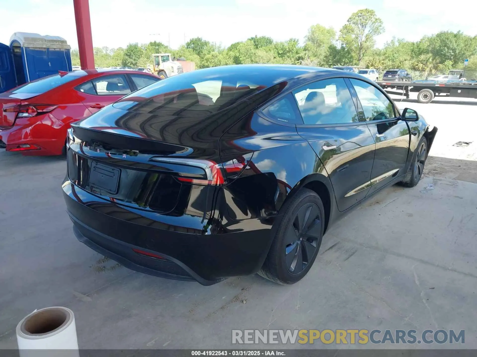 4 Photograph of a damaged car 5YJ3E1EA4RF822384 TESLA MODEL 3 2024