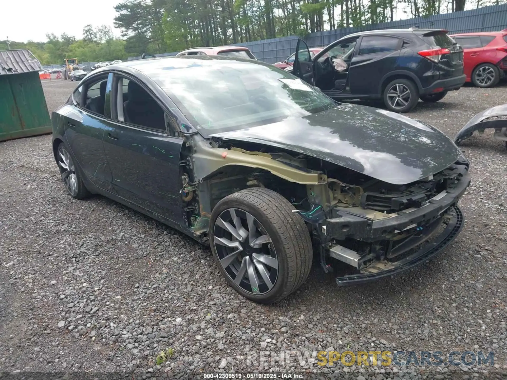 1 Фотография поврежденного автомобиля 5YJ3E1EA5RF722519 TESLA MODEL 3 2024