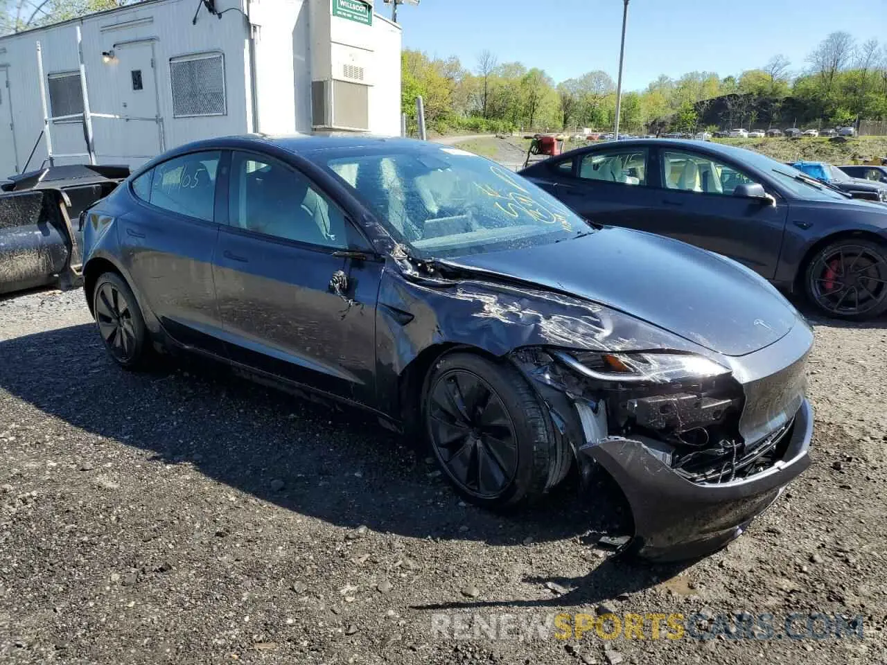 4 Photograph of a damaged car 5YJ3E1EA5RF771297 TESLA MODEL 3 2024