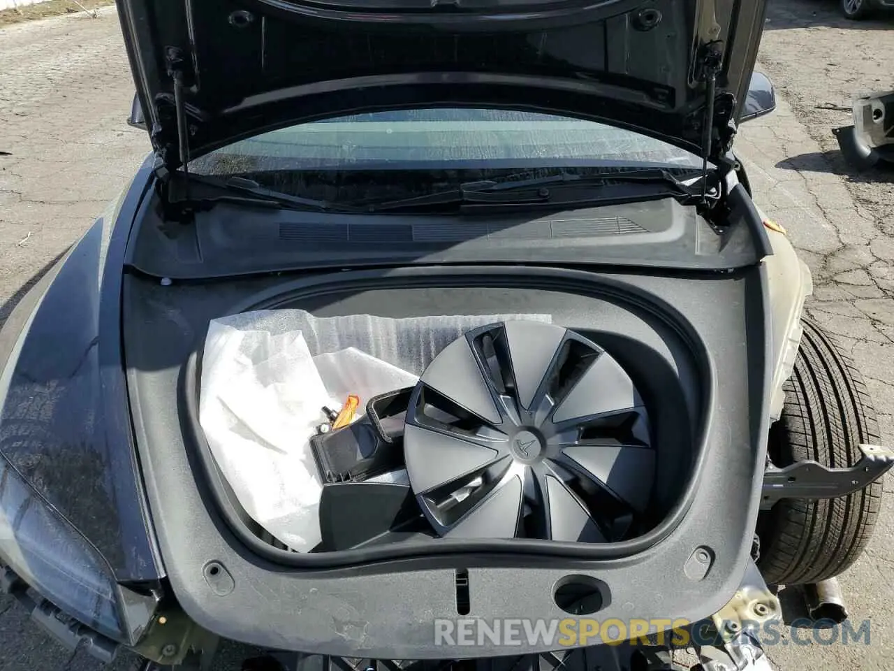 13 Photograph of a damaged car 5YJ3E1EA5RF857757 TESLA MODEL 3 2024