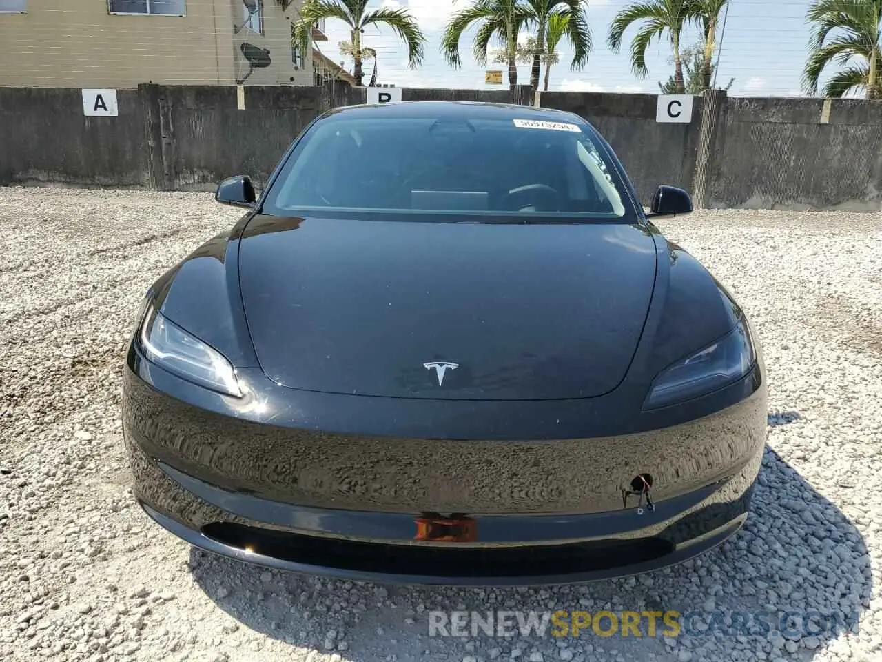 5 Photograph of a damaged car 5YJ3E1EA6RF718348 TESLA MODEL 3 2024