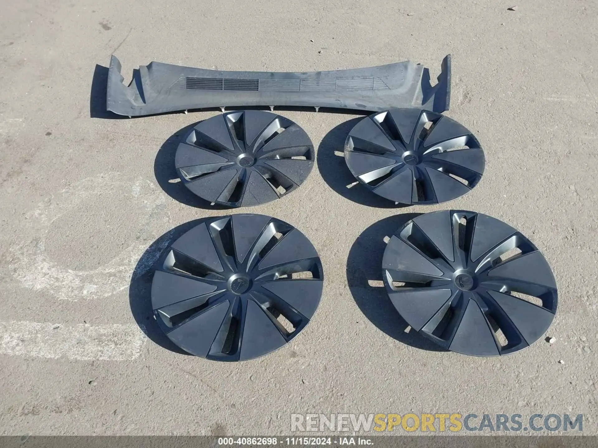 11 Фотография поврежденного автомобиля 5YJ3E1EA6RF727891 TESLA MODEL 3 2024
