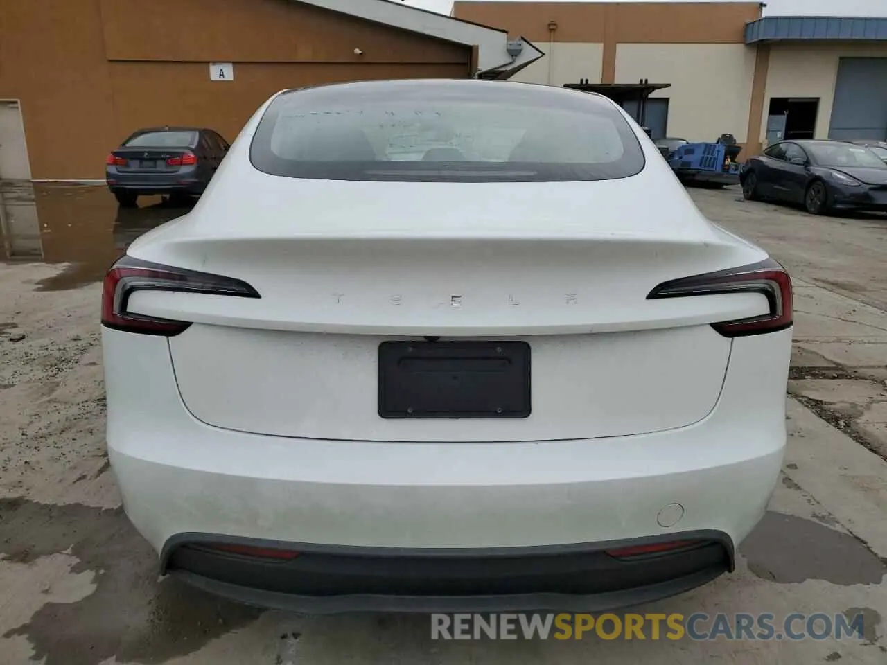 6 Фотография поврежденного автомобиля 5YJ3E1EA6RF728300 TESLA MODEL 3 2024