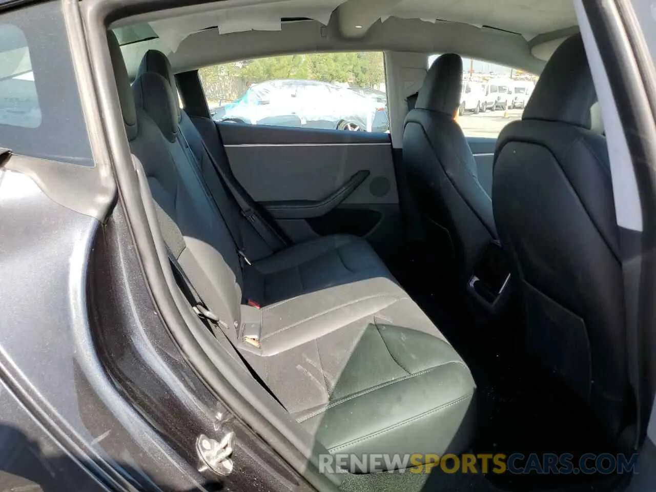 10 Photograph of a damaged car 5YJ3E1EA6RF741600 TESLA MODEL 3 2024