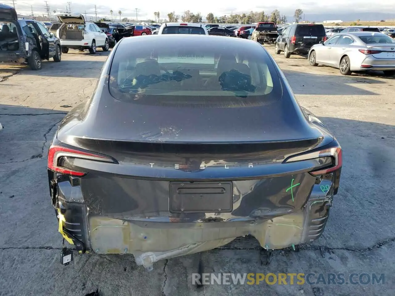6 Фотография поврежденного автомобиля 5YJ3E1EA6RF747249 TESLA MODEL 3 2024
