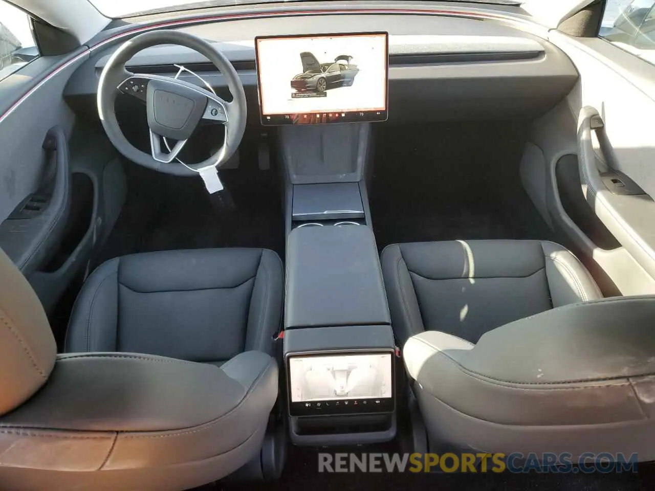 8 Фотография поврежденного автомобиля 5YJ3E1EA6RF747249 TESLA MODEL 3 2024