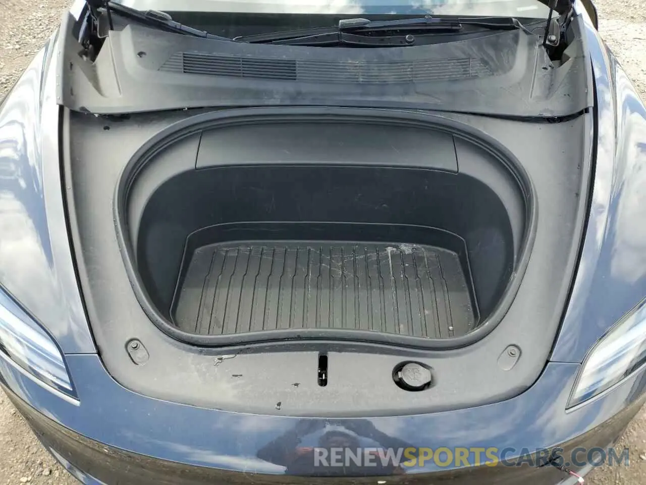 11 Фотография поврежденного автомобиля 5YJ3E1EA6RF750085 TESLA MODEL 3 2024