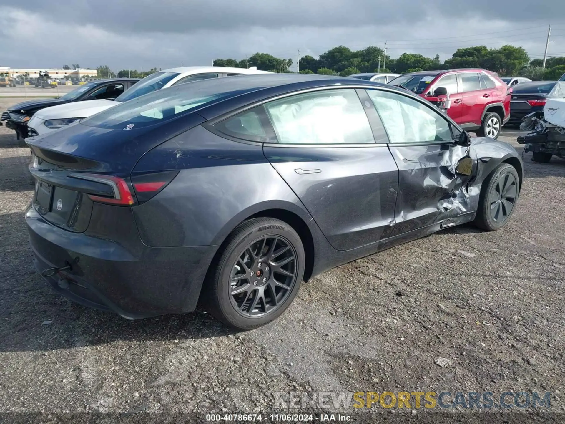 4 Фотография поврежденного автомобиля 5YJ3E1EA6RF756503 TESLA MODEL 3 2024