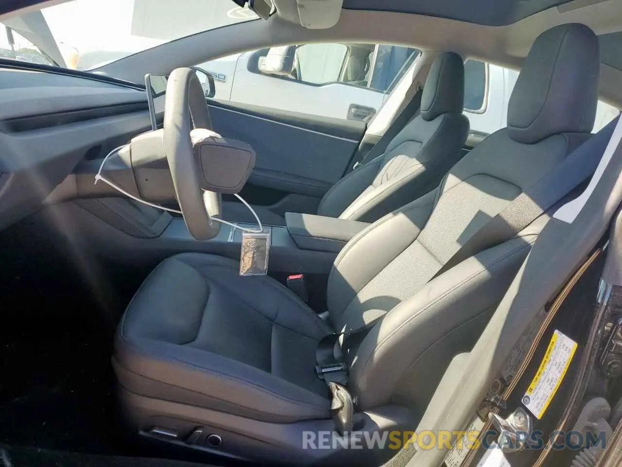 7 Фотография поврежденного автомобиля 5YJ3E1EA6RF761197 TESLA MODEL 3 2024