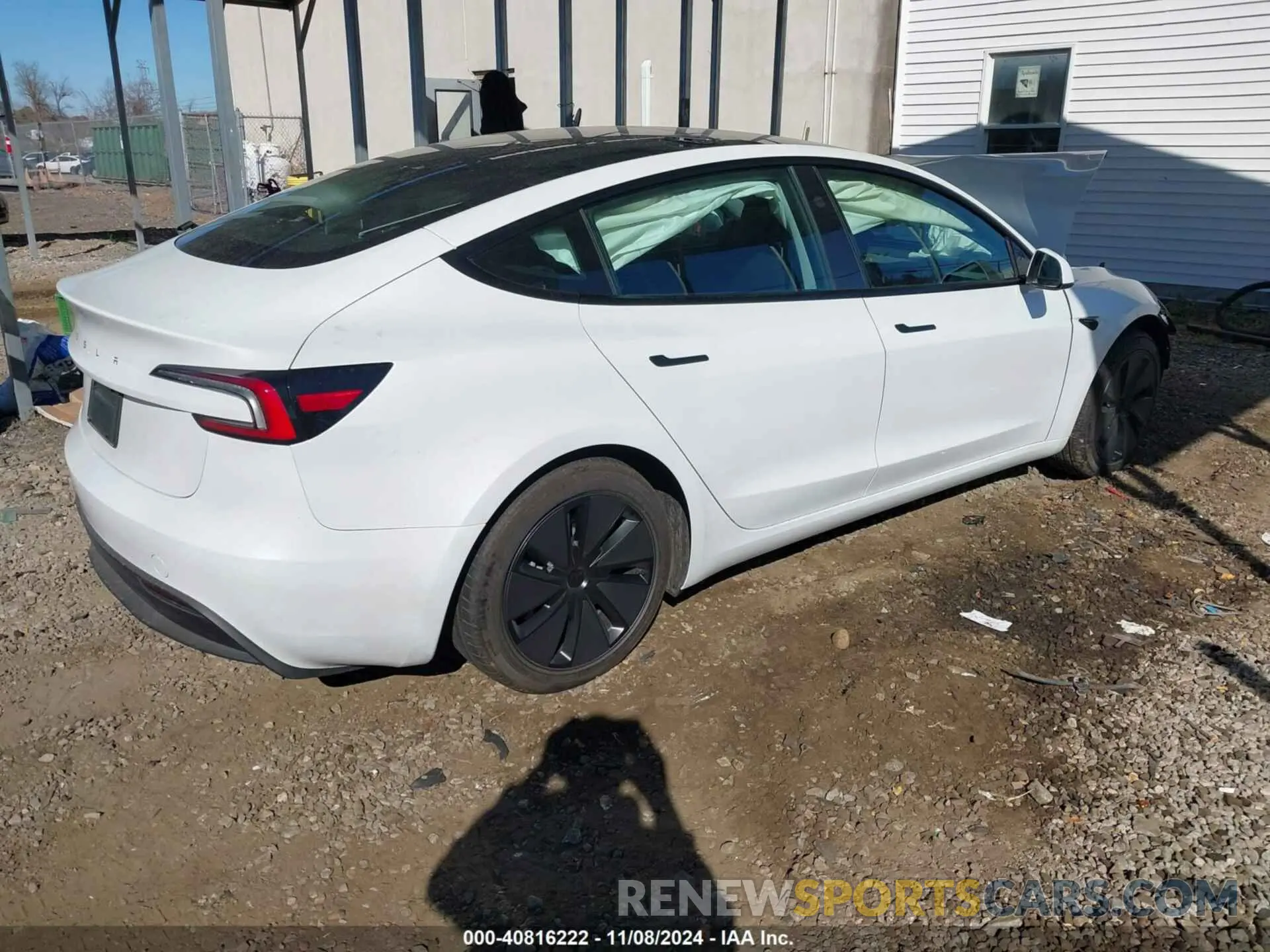 4 Photograph of a damaged car 5YJ3E1EA6RF842734 TESLA MODEL 3 2024