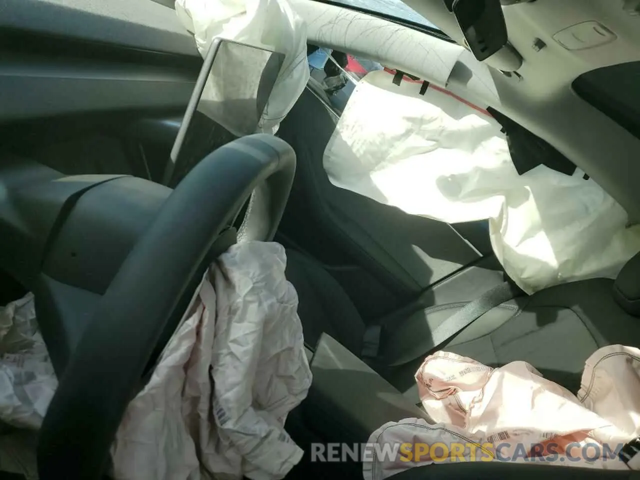 9 Photograph of a damaged car 5YJ3E1EA6RF868668 TESLA MODEL 3 2024