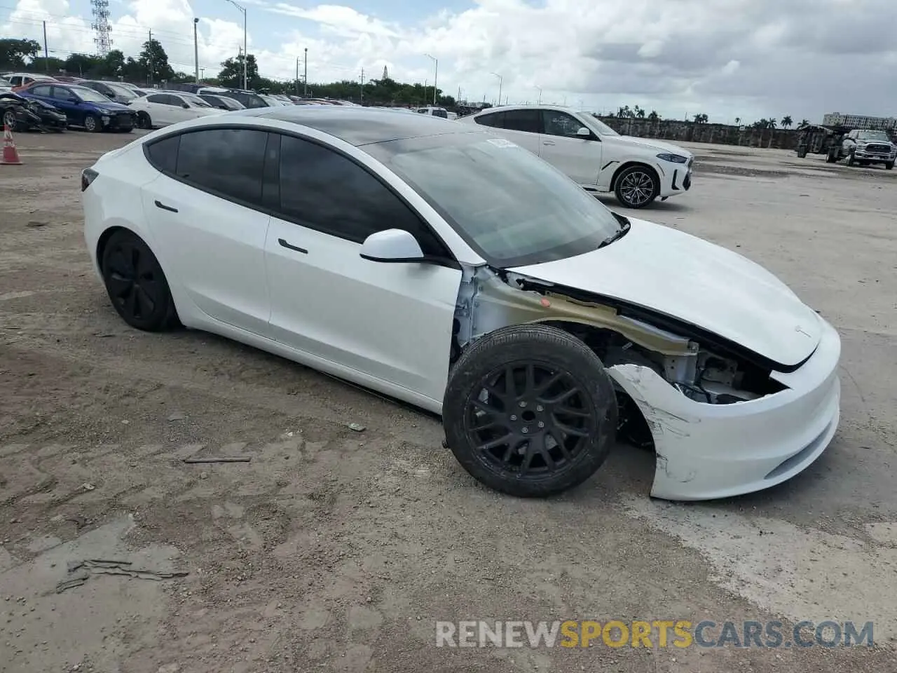 4 Photograph of a damaged car 5YJ3E1EA7RF733070 TESLA MODEL 3 2024