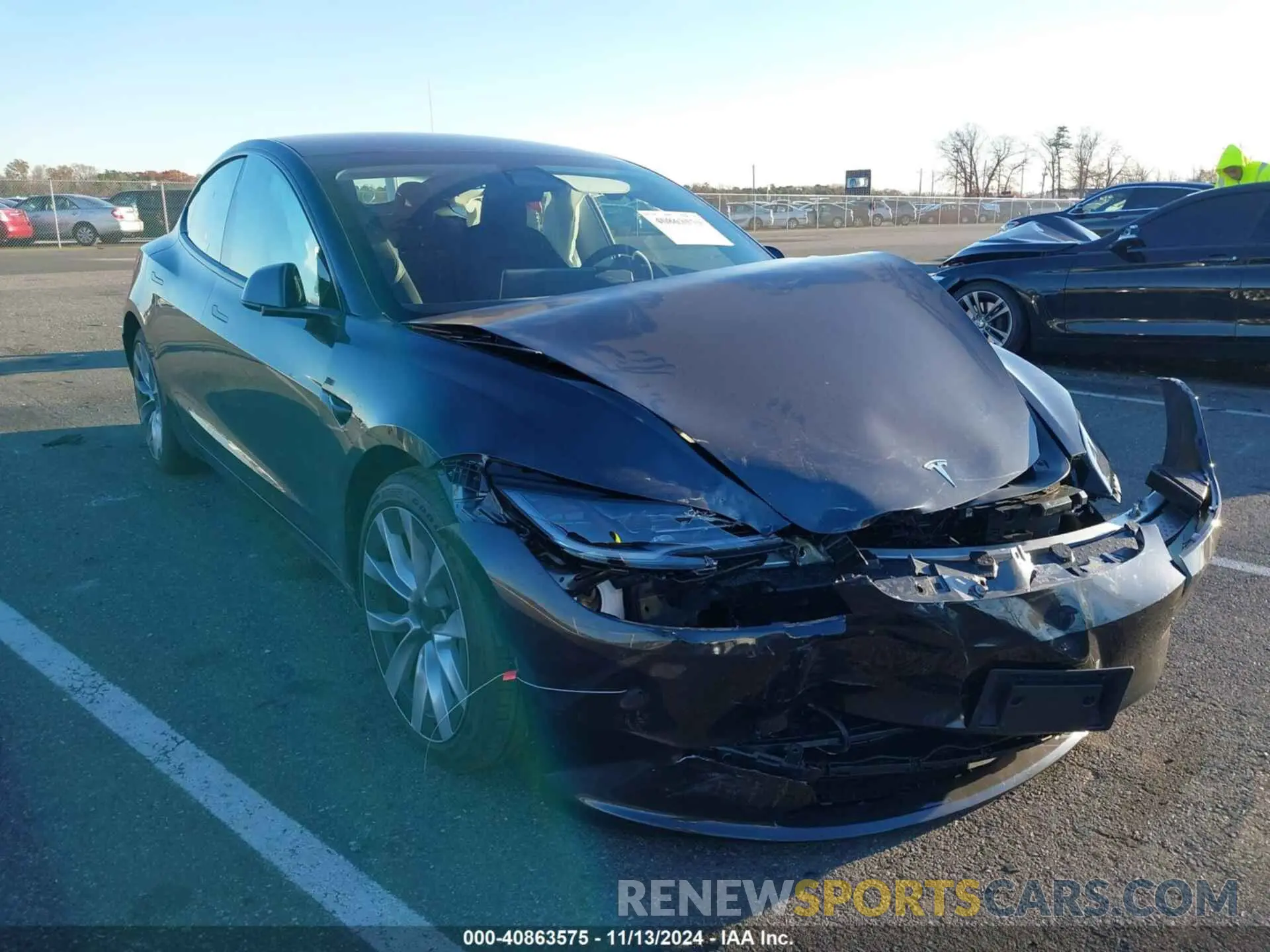 1 Фотография поврежденного автомобиля 5YJ3E1EA7RF853483 TESLA MODEL 3 2024