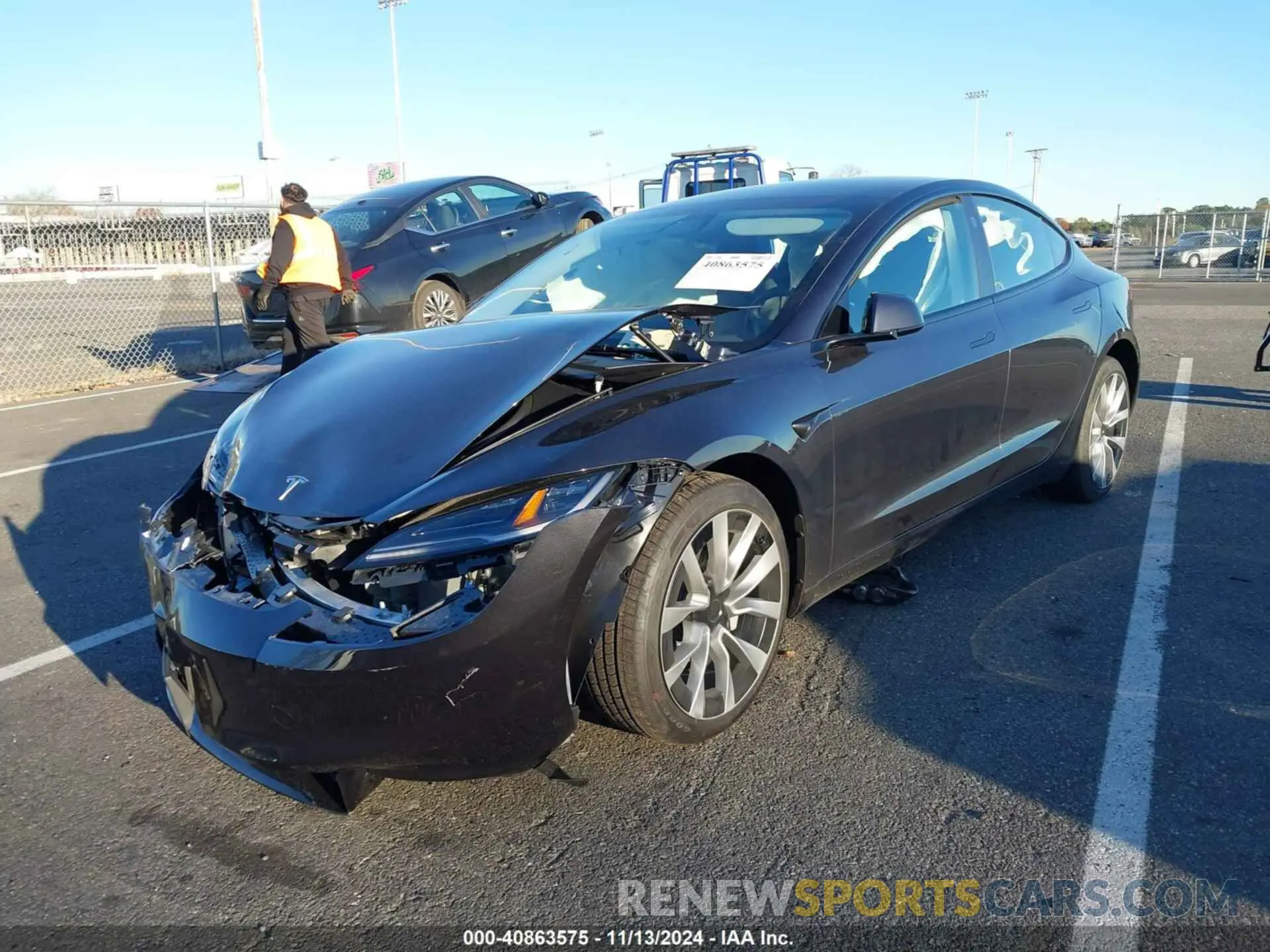 2 Фотография поврежденного автомобиля 5YJ3E1EA7RF853483 TESLA MODEL 3 2024