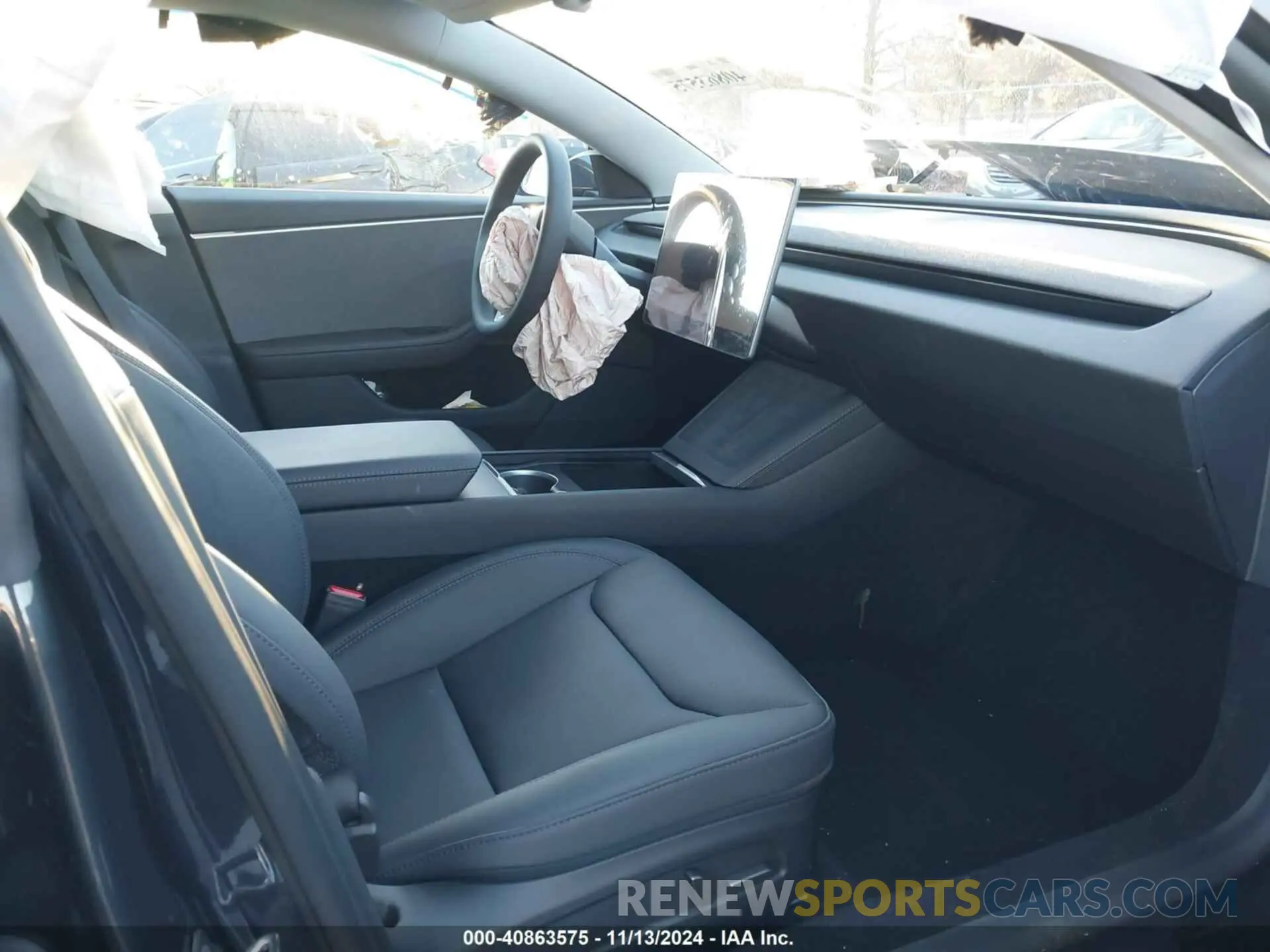 5 Фотография поврежденного автомобиля 5YJ3E1EA7RF853483 TESLA MODEL 3 2024