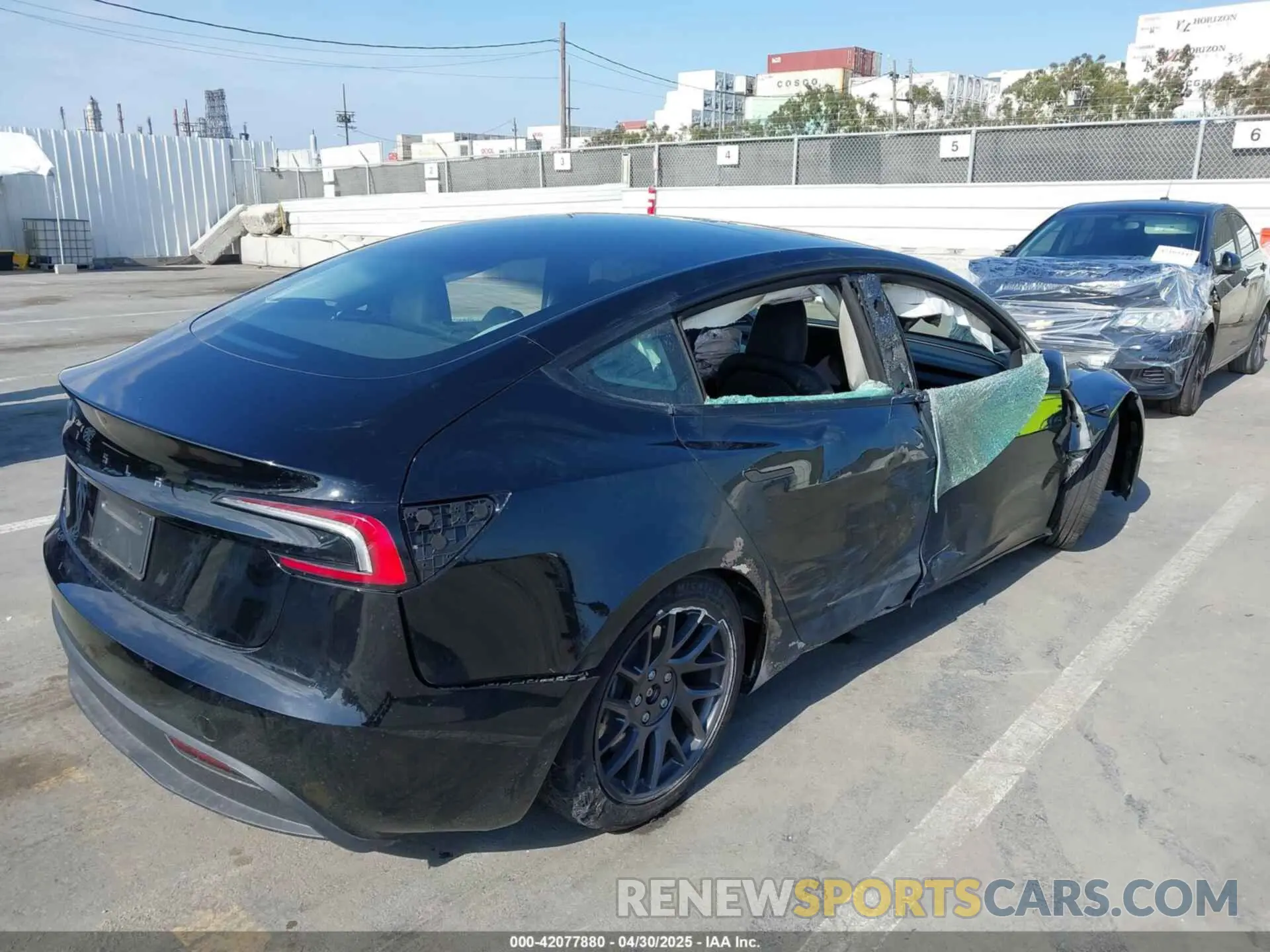 4 Photograph of a damaged car 5YJ3E1EA7RF861745 TESLA MODEL 3 2024