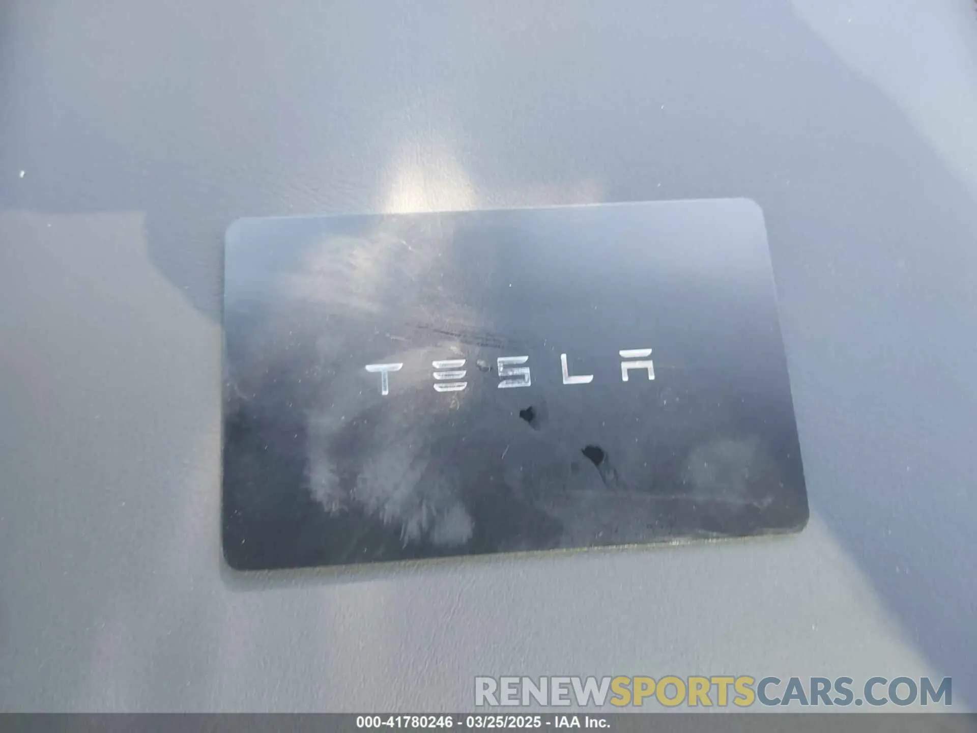 11 Фотография поврежденного автомобиля 5YJ3E1EA7RF863382 TESLA MODEL 3 2024