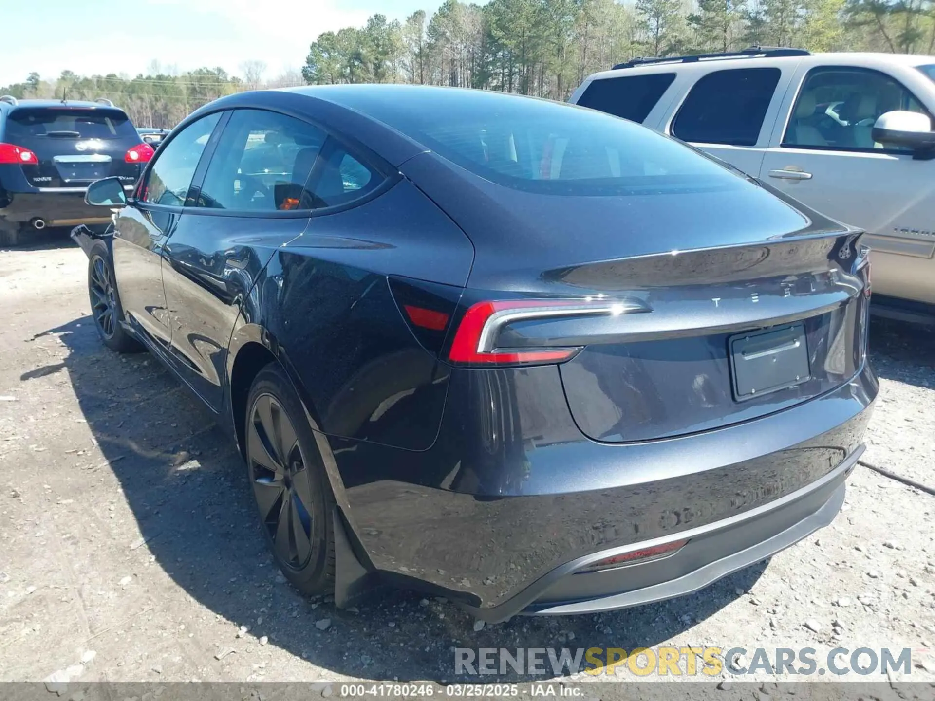 3 Фотография поврежденного автомобиля 5YJ3E1EA7RF863382 TESLA MODEL 3 2024