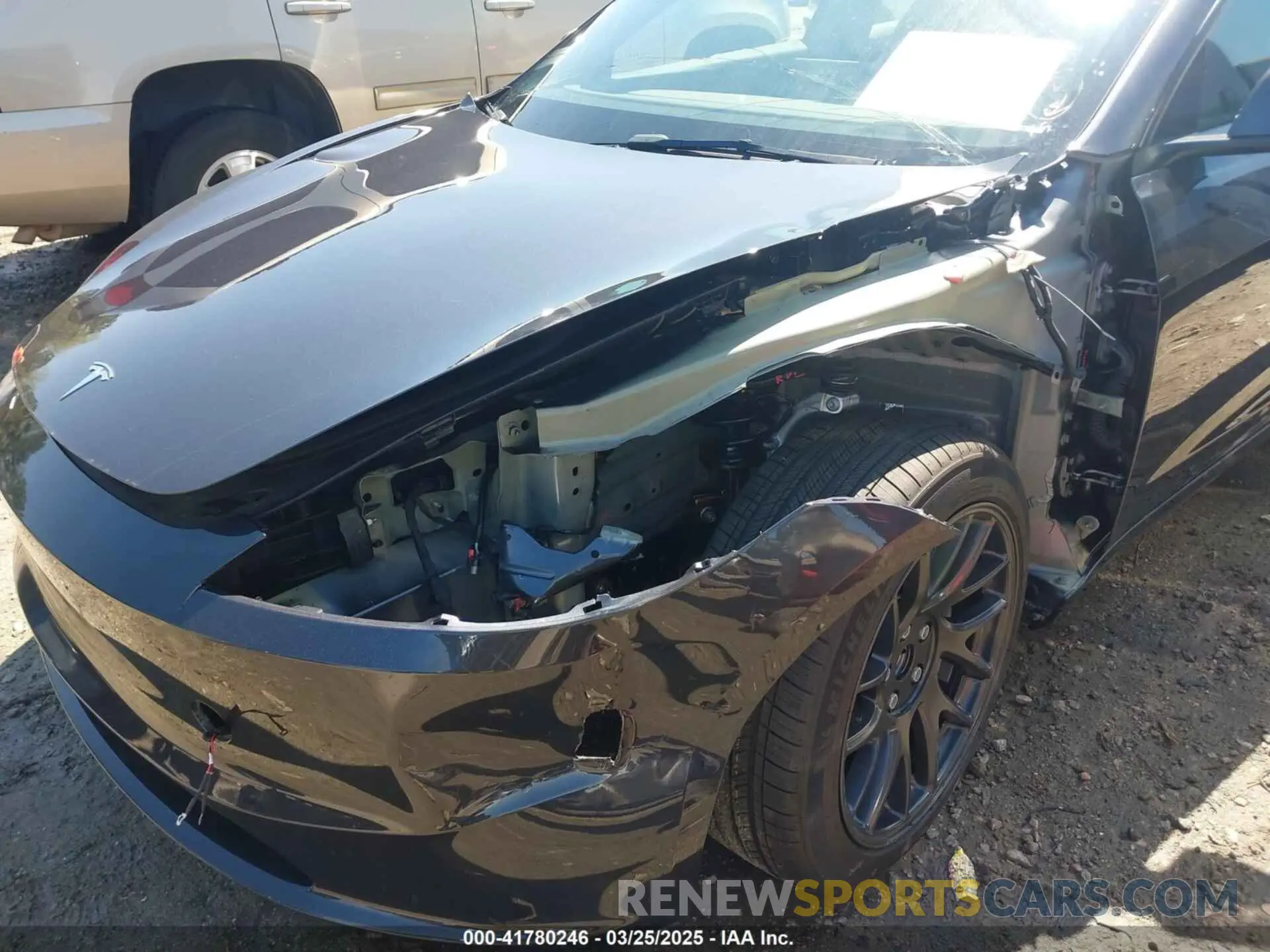 6 Фотография поврежденного автомобиля 5YJ3E1EA7RF863382 TESLA MODEL 3 2024