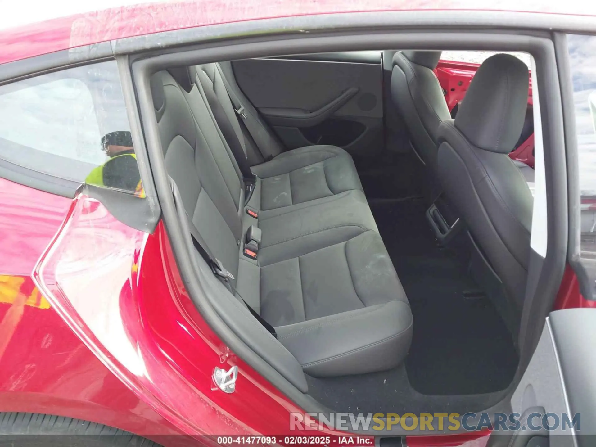 8 Фотография поврежденного автомобиля 5YJ3E1EA7RF869098 TESLA MODEL 3 2024